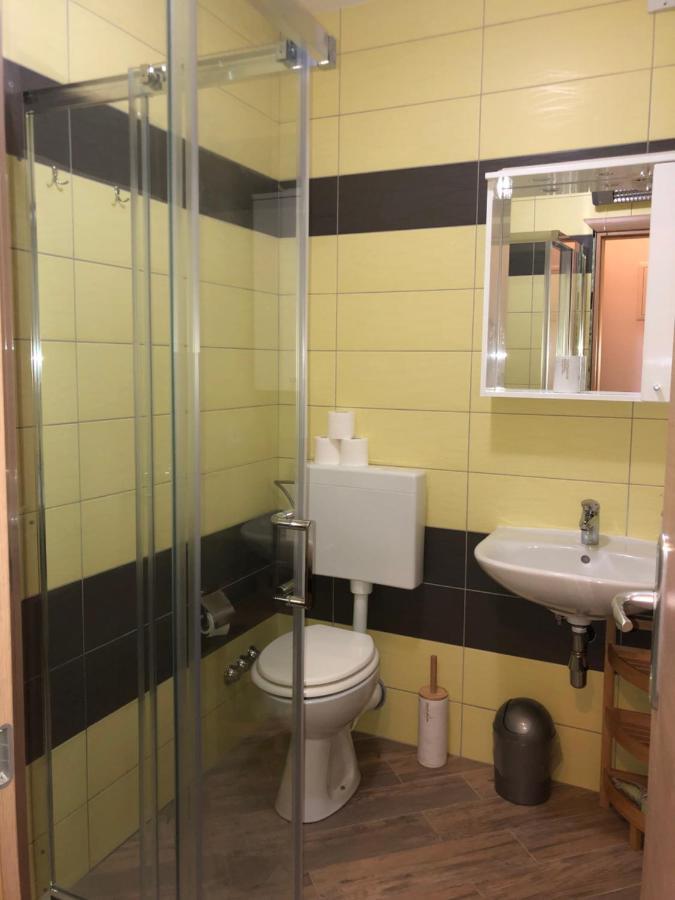 קרס Apartmani Ivana מראה חיצוני תמונה