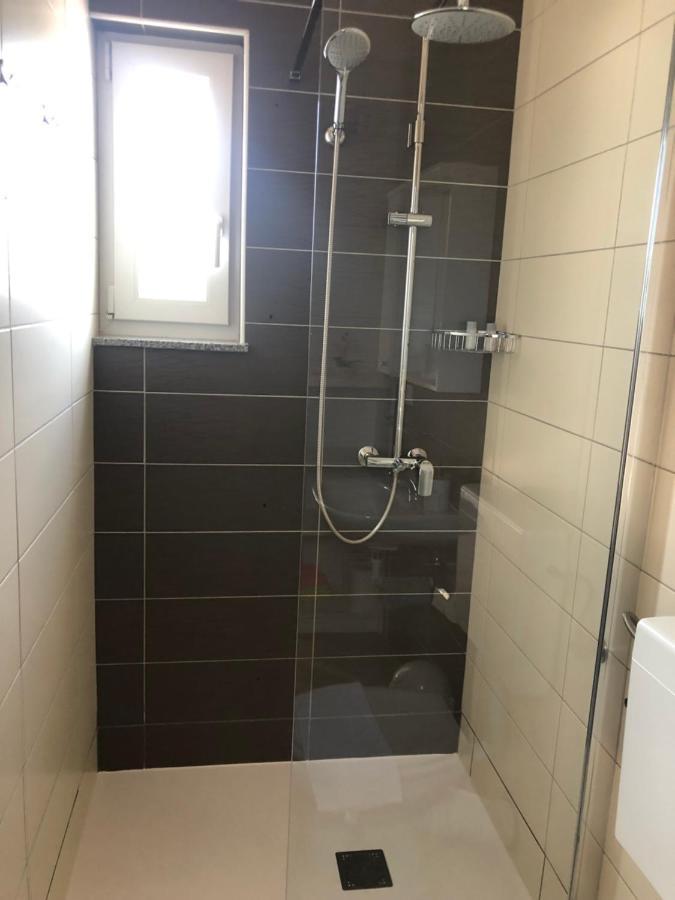 קרס Apartmani Ivana מראה חיצוני תמונה